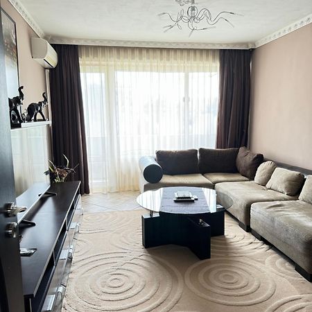Infinity Is The Best Burgas Exterior photo