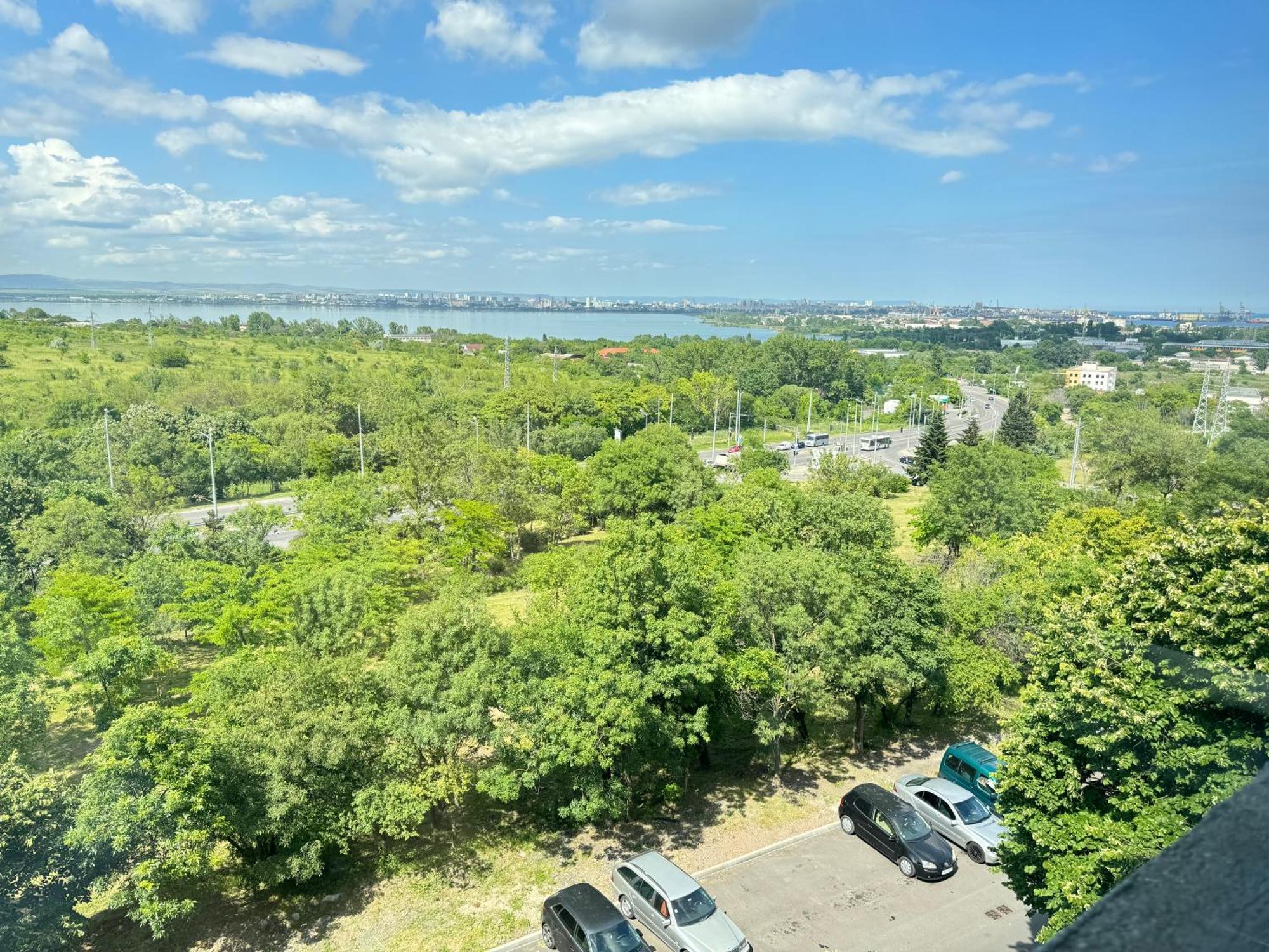 Infinity Is The Best Burgas Exterior photo